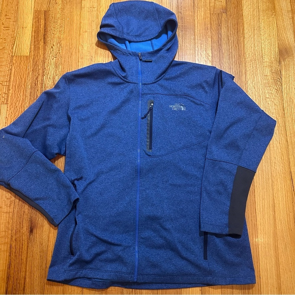The North Face Men's Canyonlands Hoodie in stretch hardface fleece. Size Large